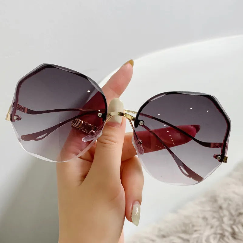 2023 Luxury Round Gradient Sunglasses Women Metal Curved Temples Eyewear Ocean Rimless Fashion Sun Glasses Ladies UV400