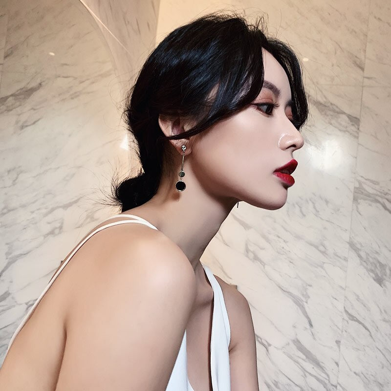 Fashion Korean Soft Girl Personality Wild Ins Niche Asymmetrical Geometric Simplicity Thousands Of Strange Female Earrings Hot