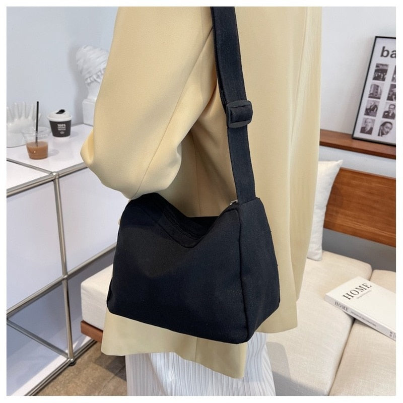 Large-capacity Shoulder Bag 2023 New Women&#39;s Fashion Simple Commuter Messenger Tote Bag